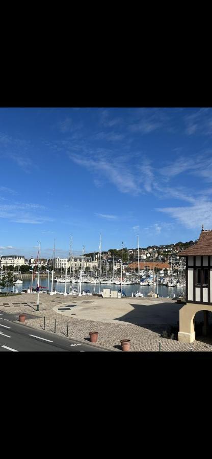 Appartamento La marine Deauville Esterno foto